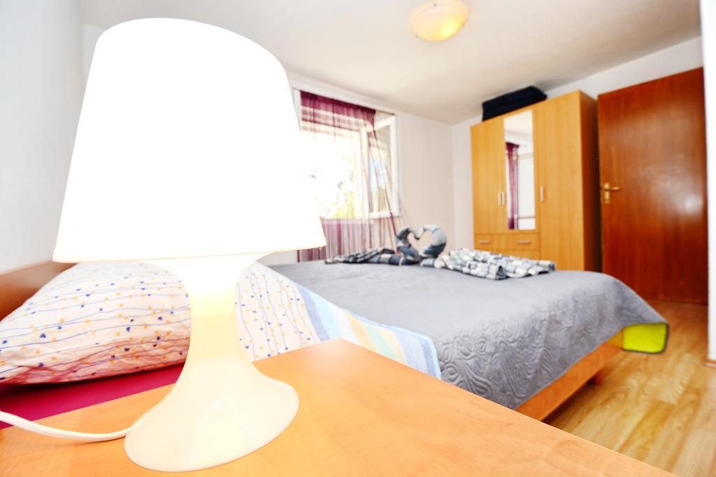 Apartments Katarina ベリ・ラット エクステリア 写真
