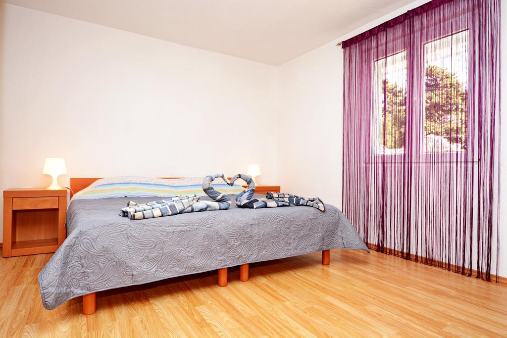 Apartments Katarina ベリ・ラット エクステリア 写真